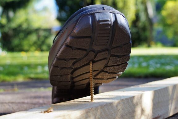 Risk of foot injury at work